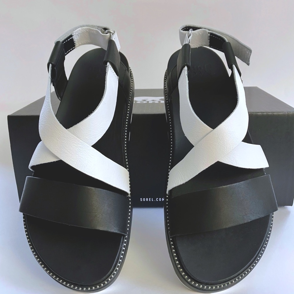 *New* SOREL ROAMING CRISS CROSS SANDAL Sea Salt Black + White - Size 9.5  NWT
